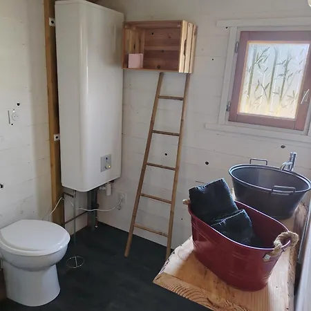 La Tiny House * Bissieres